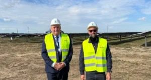 Nová fotovoltaická elektrárna v Dyníně slavnostně otevřena – hlavní foto